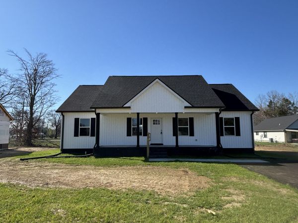 303 Cassie Dr , Lafayette, TN 37083