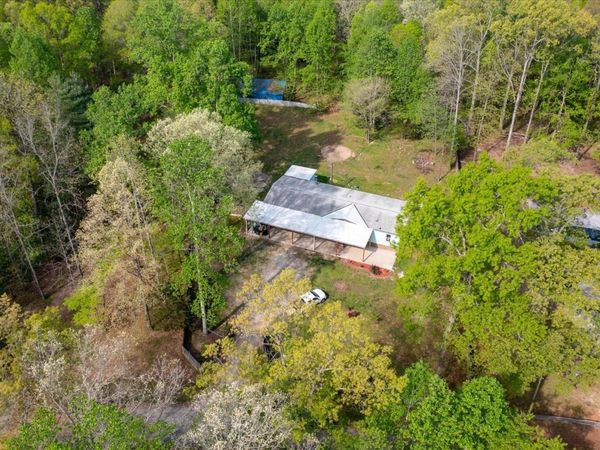 2354 Wayne Rd , Bon Aqua, TN 37025