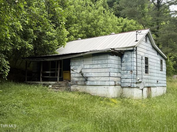 1553 Sugar Pine Lane, Gate City, VA 24251