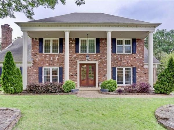 2178 E GLENALDEN DR, Germantown, TN 38139