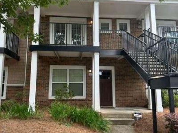 1035 Barnett Shoals Road, Unit 424, Athens, GA 30605