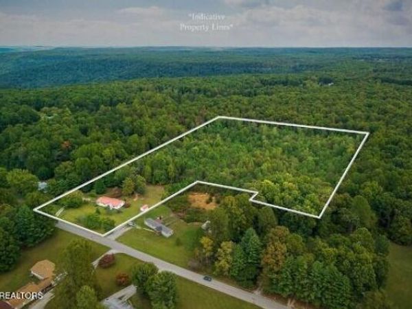 500 Moonlight Tr, Sparta, TN 38583