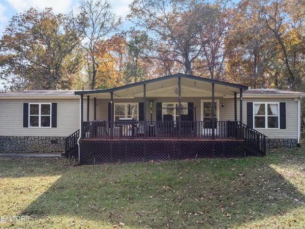 2315 Jim Henry Rd, Dandridge, TN 37725