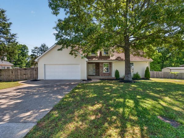309 Sunnycrest Dr , Murfreesboro, TN 37129