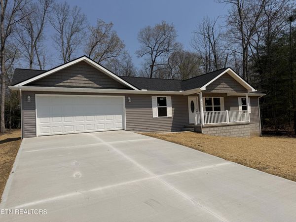 6029 Pocahontas Lane , Crossville, TN 38572