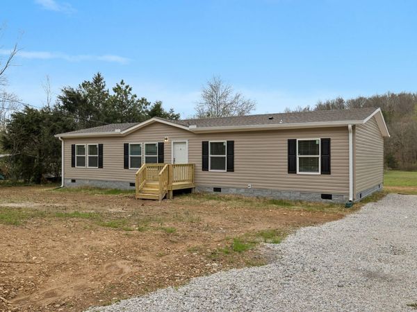 7250 Taylor Creek Loop , Nunnelly, TN 37137
