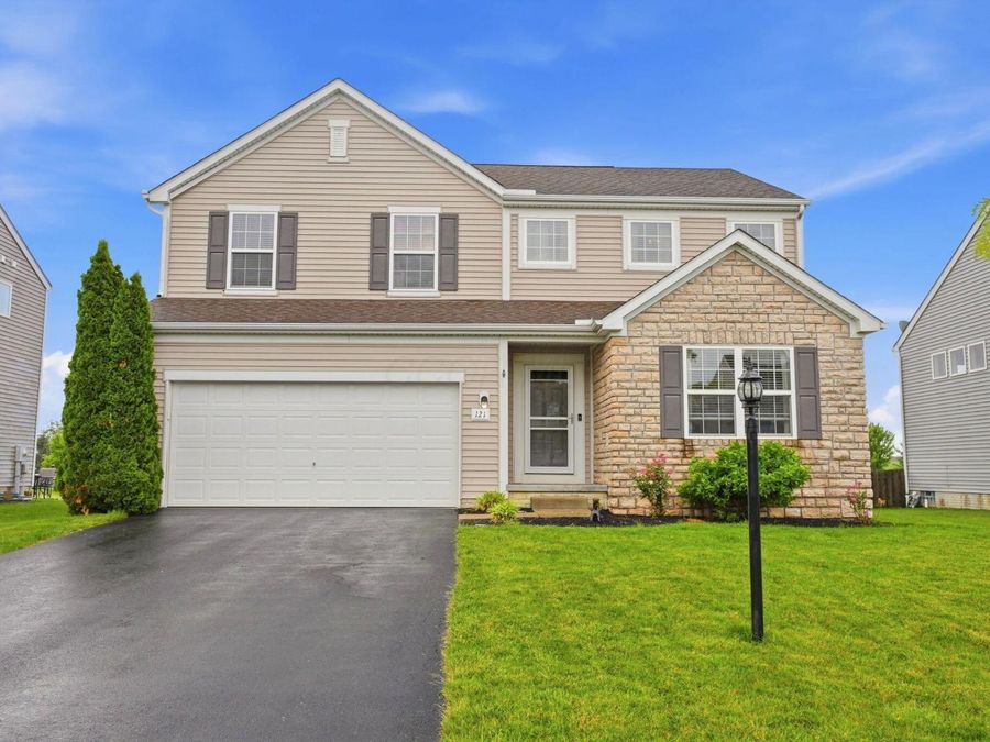 121 Hummock Drive , Pataskala, OH 43062 Photo 1