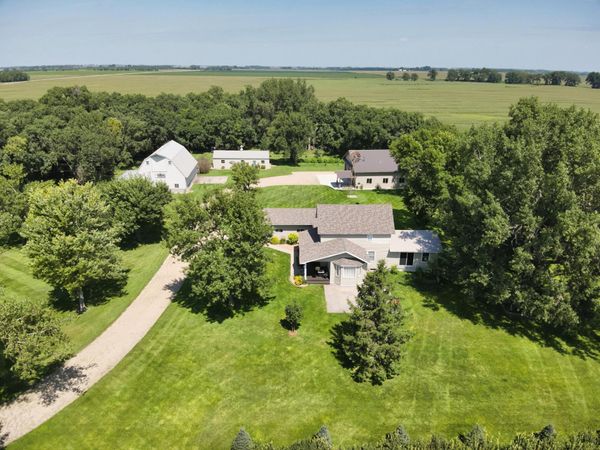 15304 County Road 11 , Herman, MN 56248