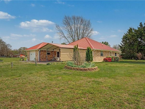 13535 Bill Sellers Road , Fayetteville, AR 72704