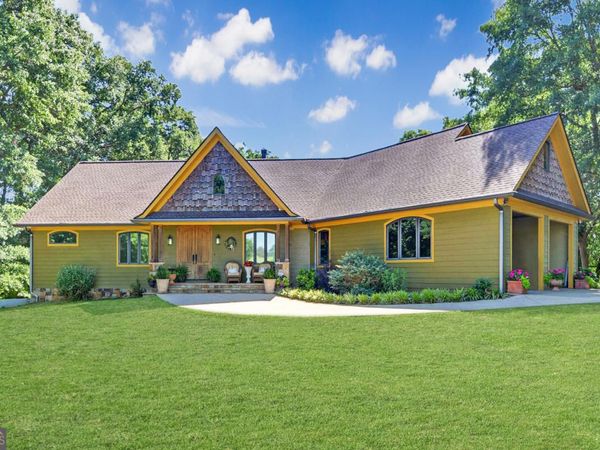 1320 Burroughs Road, Lavonia, GA 30553