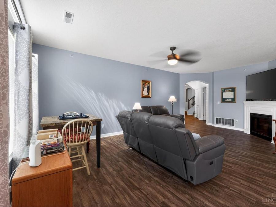 7615 Skyview Circle, Green Township, OH 45248 Photo 5