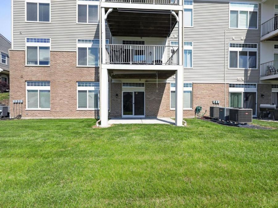 7615 Skyview Circle, Green Township, OH 45248 Photo 9
