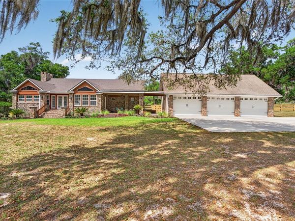 130 BULL POND LANE , HAWTHORNE, FL 32640
