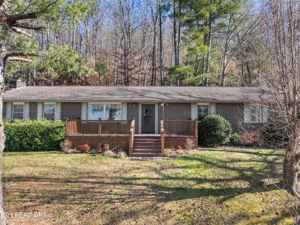691 Barclay Lane, Jellico, TN 37762