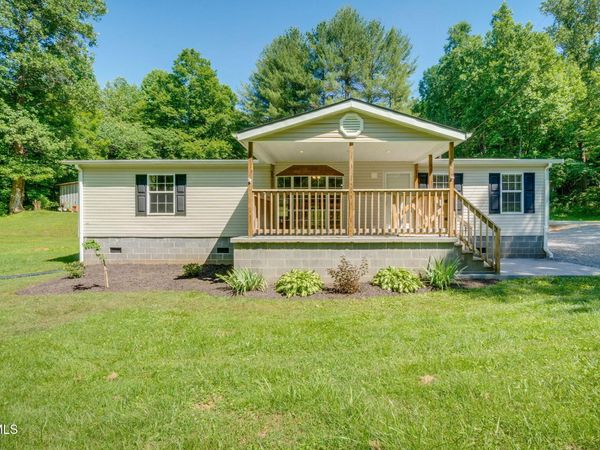 121 Autumn Wood Lane, Elizabethton, TN 37643