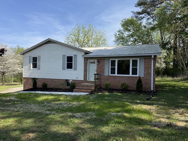 444 Hennessee Ave , Morrison, TN 37357