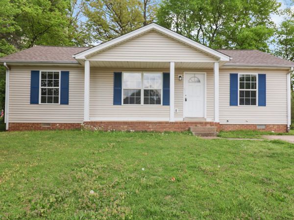 3431 Sandpiper Dr , Clarksville, TN 37042
