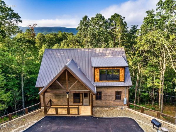 4224 Mountain Rest Way , Sevierville, TN 37876