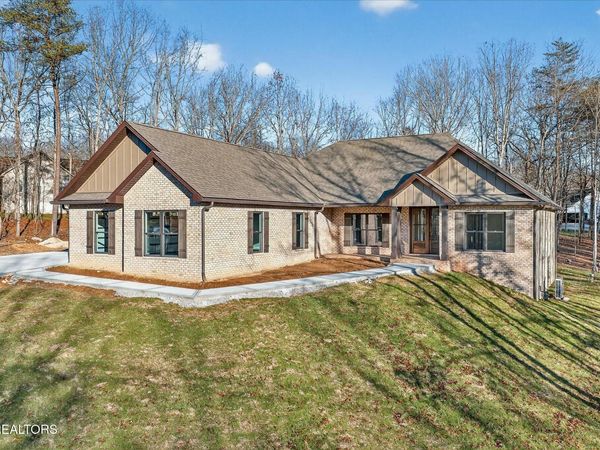 138 Magnolia Lane , Crossville, TN 38555
