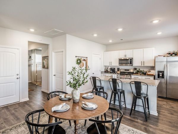 7039 Sunny Parks Dr , White House, TN 37188