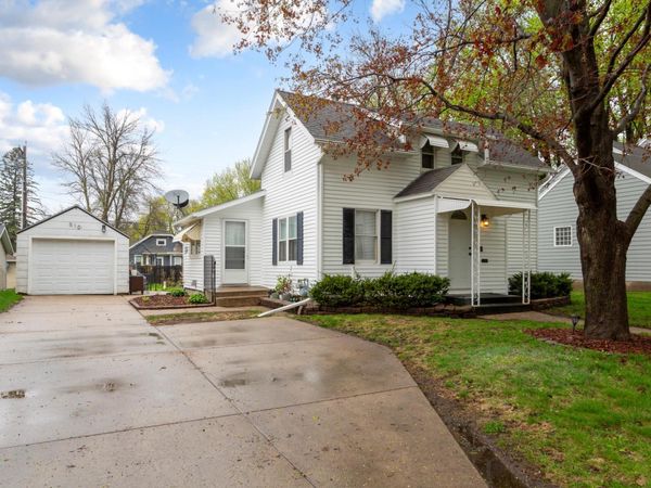 510 E School Street , Owatonna, MN 55060