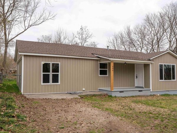 606 North W , Heber Springs, AR 72543