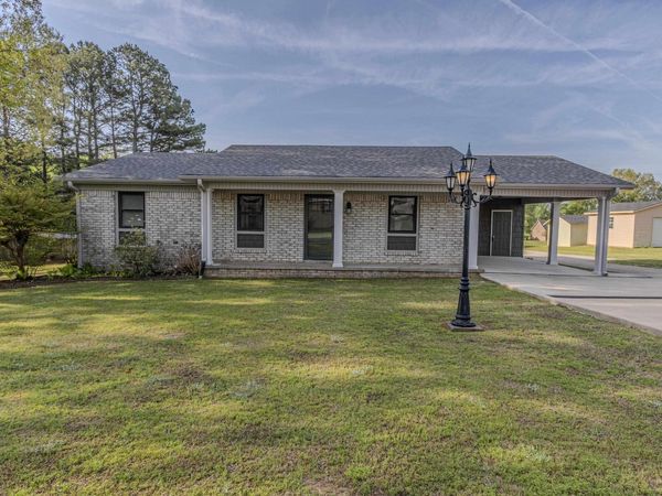2502 Hatcher Dr , Paragould, AR 72450