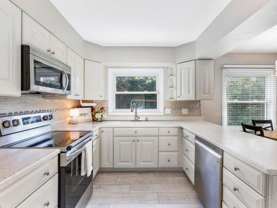 6480 Honeysuckle Drive, Cincinnati, OH 45230 Photo 13