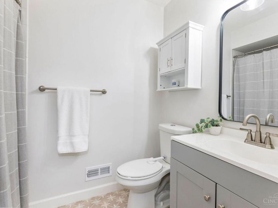 6480 Honeysuckle Drive, Cincinnati, OH 45230 Photo 27