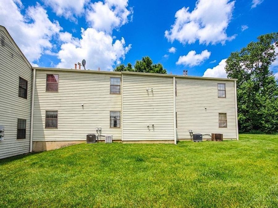 1937 Chaucer Drive, Unit B, Sycamore Township, OH 45237 Photo 22