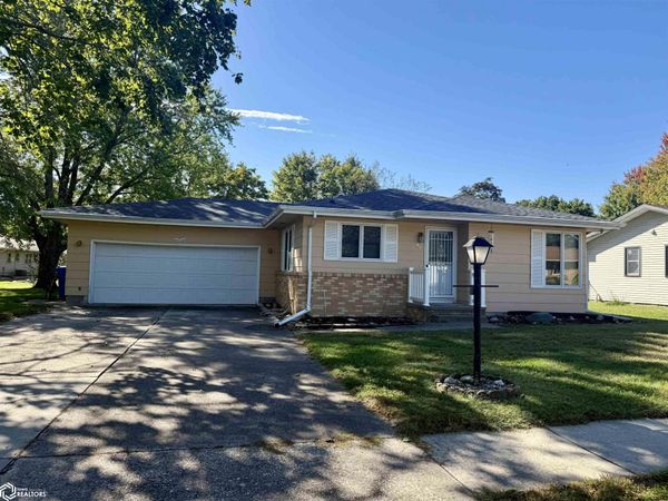 405 Rushview Drive, Jefferson, IA 50129