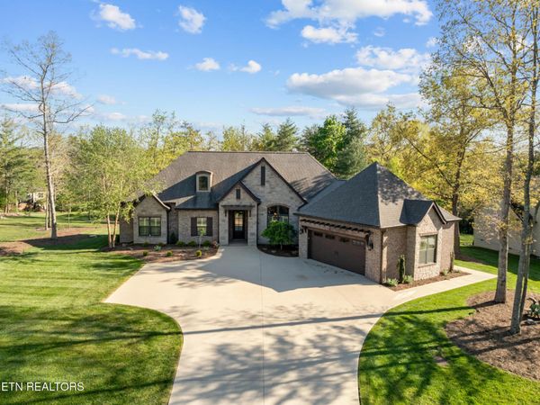 125 Minetta Drive , Crossville, TN 38558