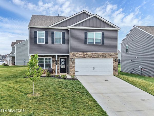 1404 Three Horses Lane , Maryville, TN 37803