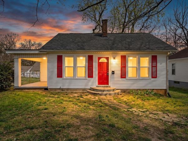 859 Greenwood Ave , Clarksville, TN 37040