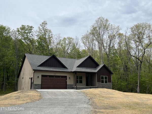 559 Leistner Drive, Monterey, TN 38574