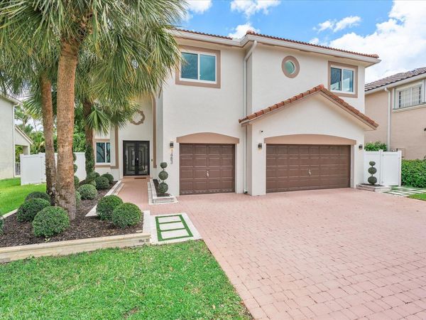 1483 SW 161st Avenue , Pembroke Pines, FL 33027