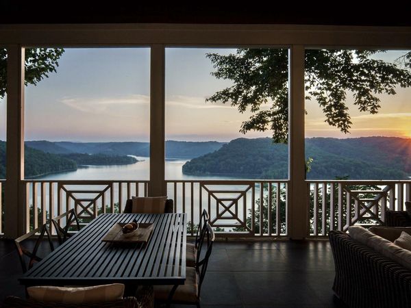 2183 Backbone Rd , Sparta, TN 38583