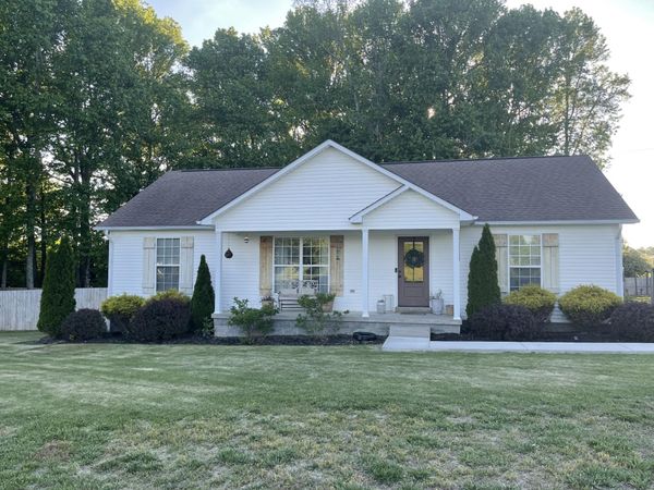 101 Michael Dr , Leoma, TN 38468