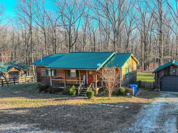 95 CC Rd , Lawrenceburg, TN 38464