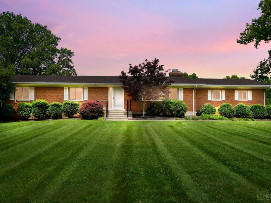 3100 E Galbraith Road, Amberley, OH 45236 Photo 1