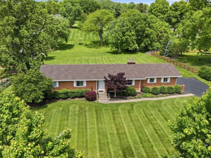 3100 E Galbraith Road, Amberley, OH 45236 Photo 4