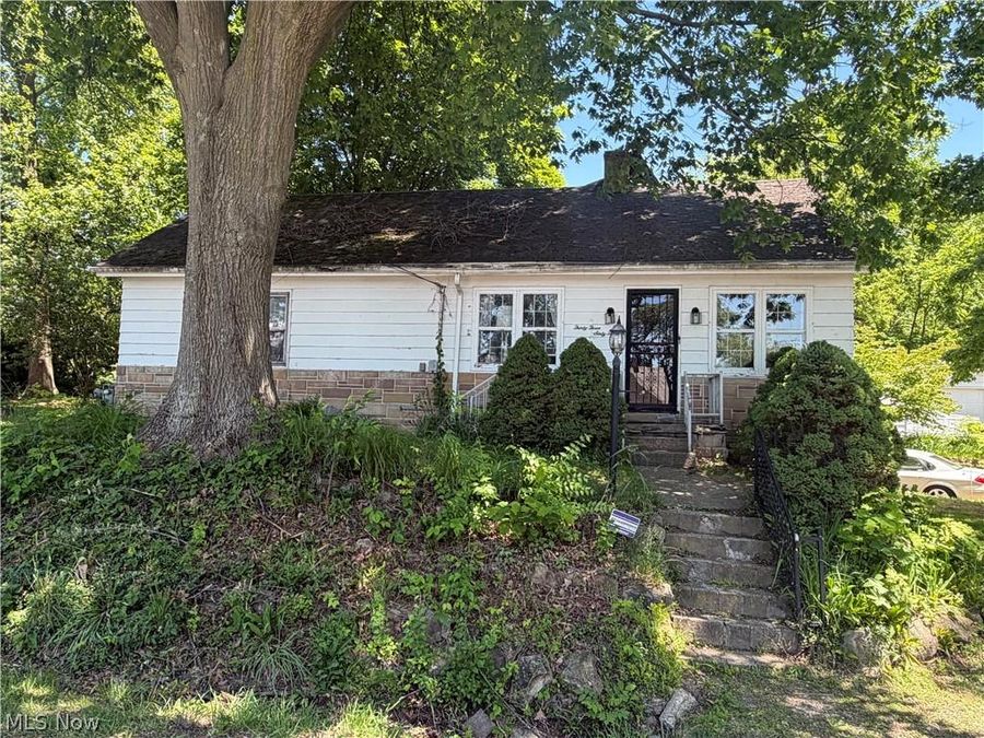 3365 Waterside Drive , Akron, OH 44319 Photo 1