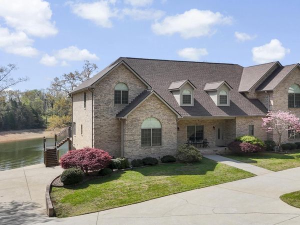 1166 Wildcat Road, Bean Station, TN 37708