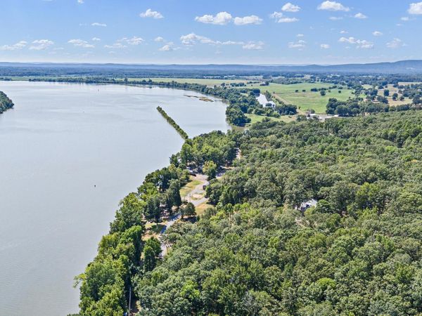 53 64 75 Pawpaw Bend , Morrilton, AR 72110