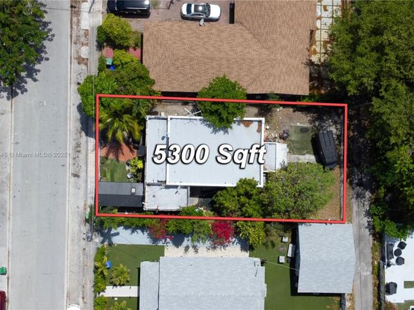 34 NW 34th Ter , Miami, FL 33127