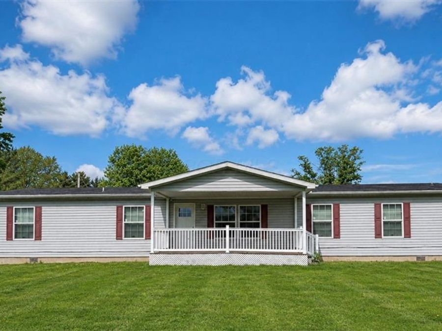 12585 3rd Avenue , Trinway, OH 43842 Photo 1
