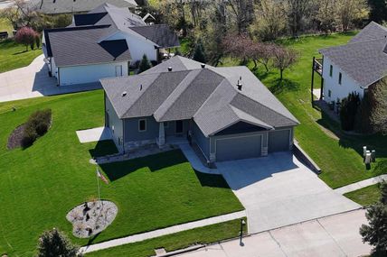 1010 S 17 Avenue, Blair, NE 68008