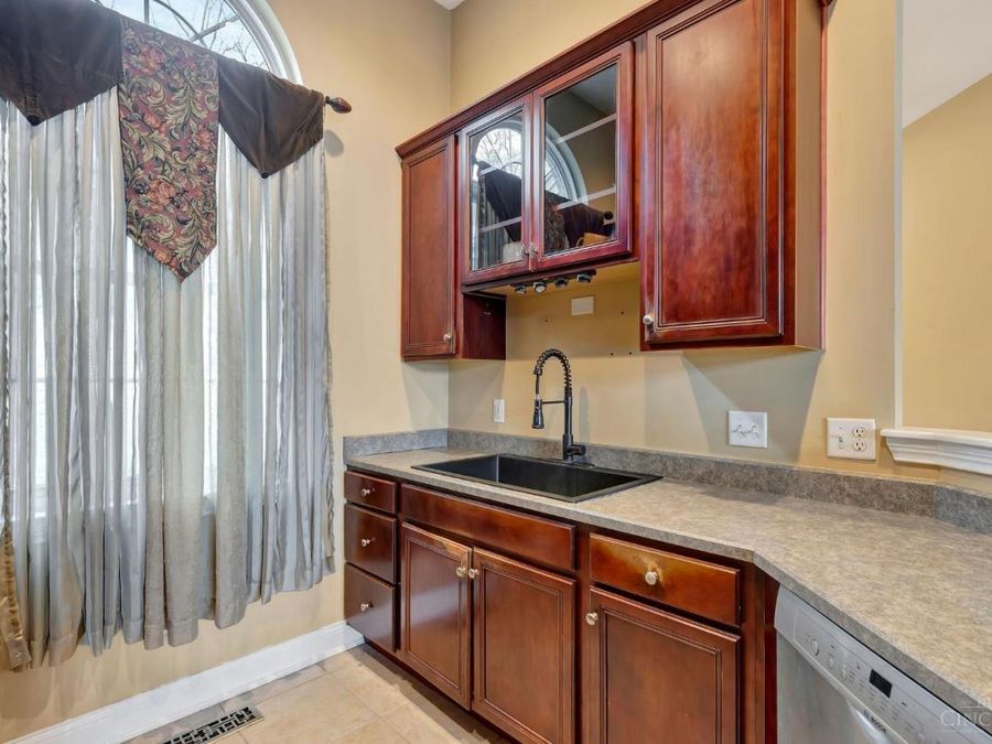 550 Aston View Lane, Cleves, OH 45002 Photo 12
