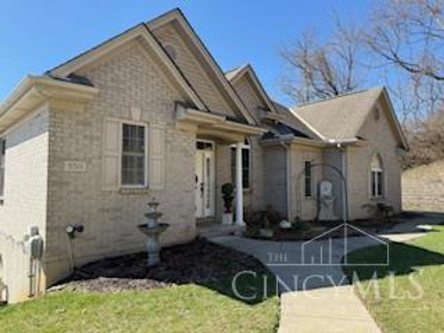 550 Aston View Lane, Cleves, OH 45002 Photo 2