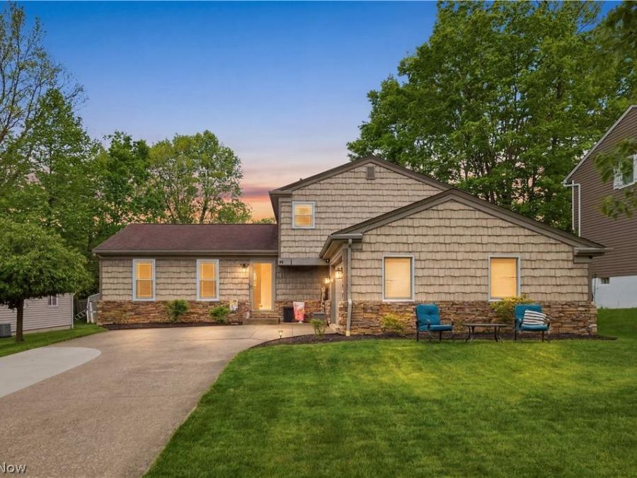 488 Woodlake Drive , Medina, OH 44256 Photo 1